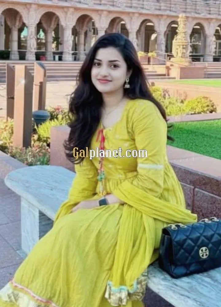 Aligarh Here located call girl service regularly in COD including Home