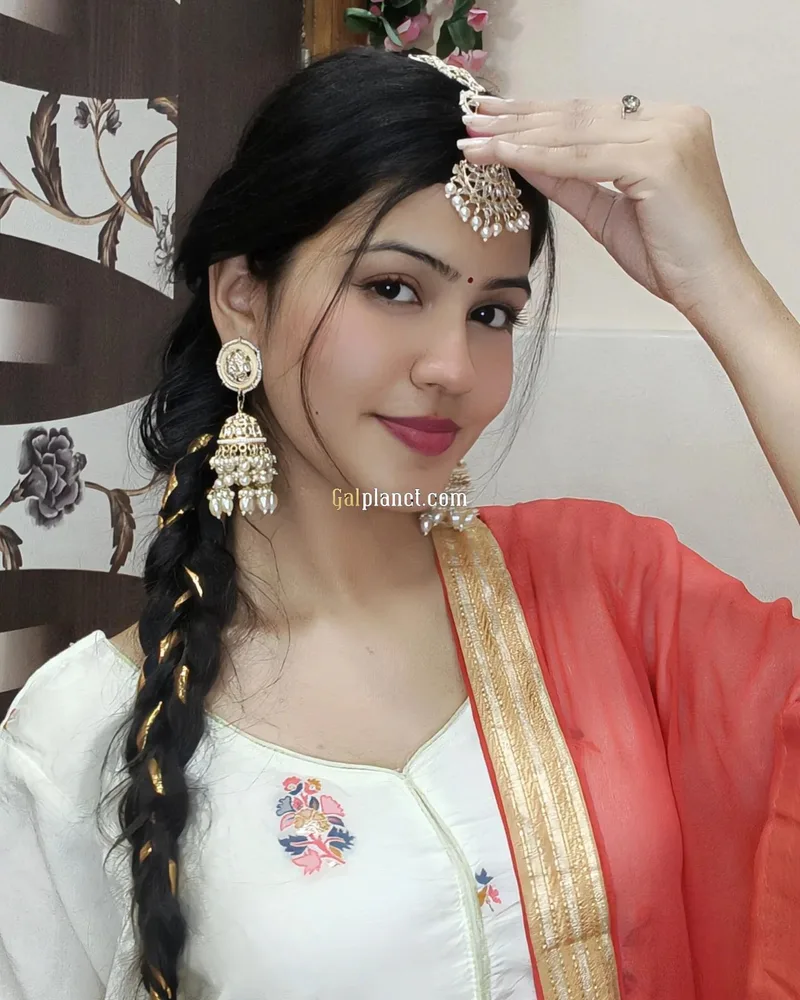 Only cash payment available no advance only cash payment available