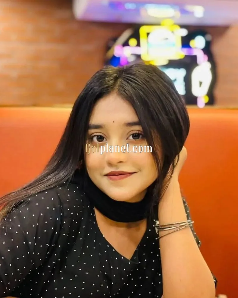 Nisha 𝟳𝟱𝟰𝟰𝟬𝟱𝟰𝟵𝟯𝟮 I am spice    Role play u be sexy dominatin