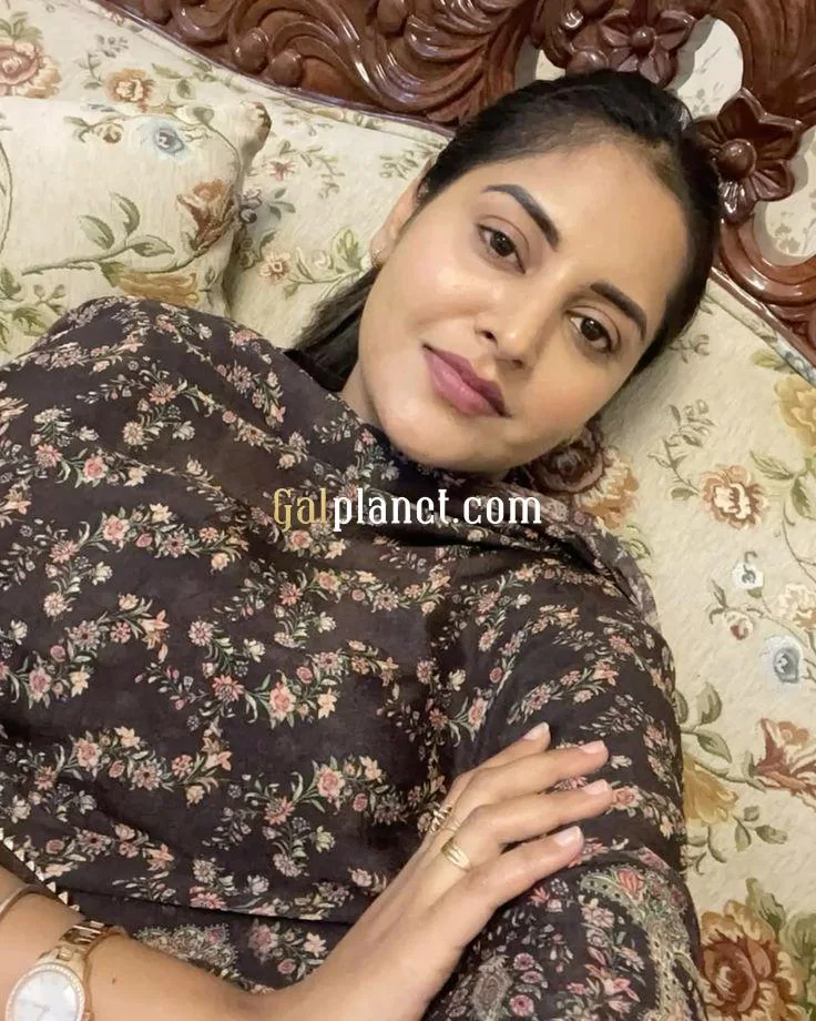 Escort service real made full enjoy service call karo