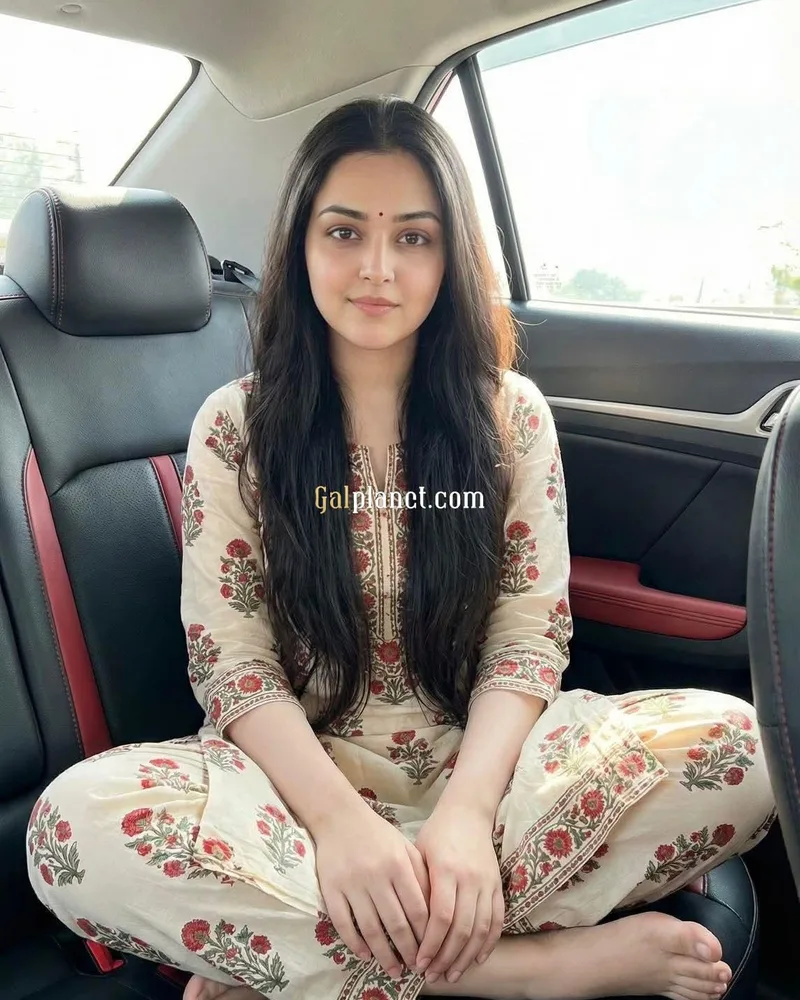 Aligarh Here located call girl service regularly in COD including Home