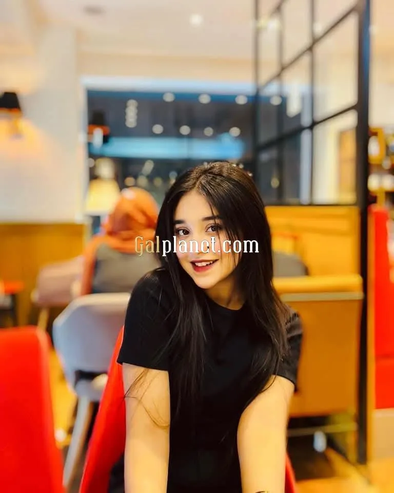 Nisha 𝟳𝟱𝟰𝟰𝟬𝟱𝟰𝟵𝟯𝟮 no booking amount Hello guys  I am Bella an