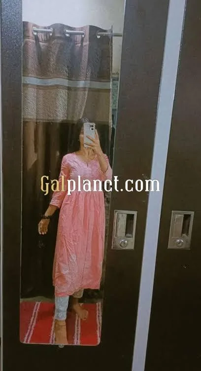 Vishu Sharma call girl escort service