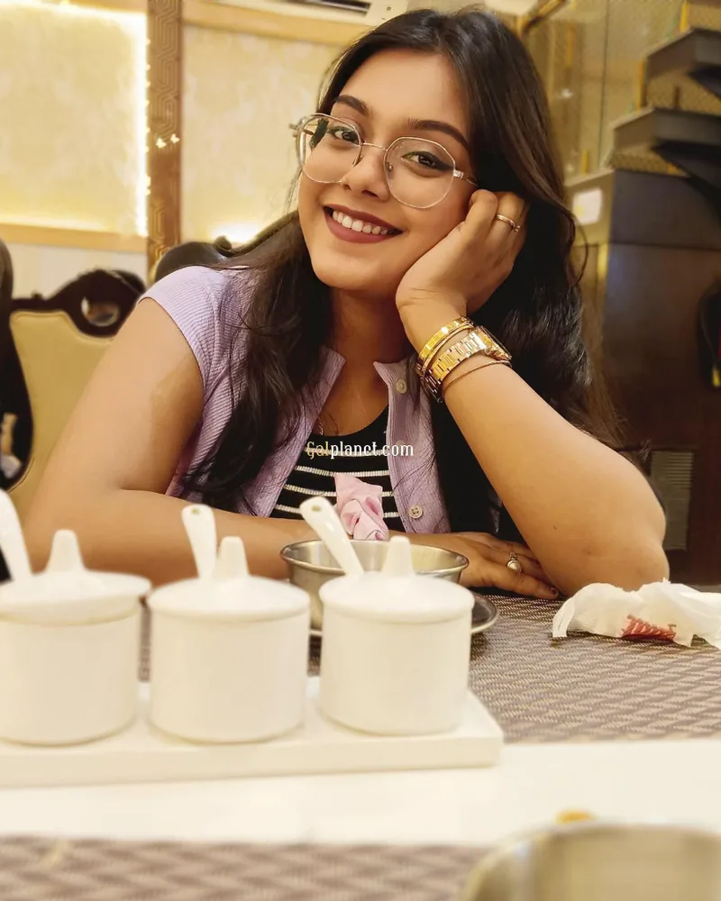 Nisha 𝟳𝟱𝟰𝟰𝟬𝟱𝟰𝟵𝟯𝟮 BEST VIP HIGH PROFILE CALL GIRL SERVICE AVA