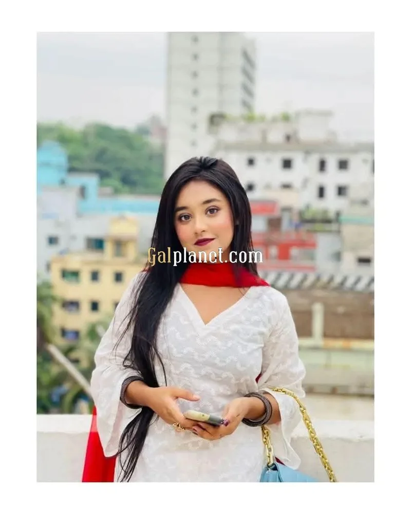 Nisha 𝟳𝟱𝟰𝟰𝟬𝟱𝟰𝟵𝟯𝟮 SEXY ROUND BOOBS AFRICAN GIRL WITH NICE CUR