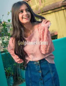 Mona college girl in