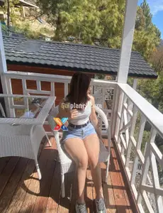 Sujaata Escort Gurga