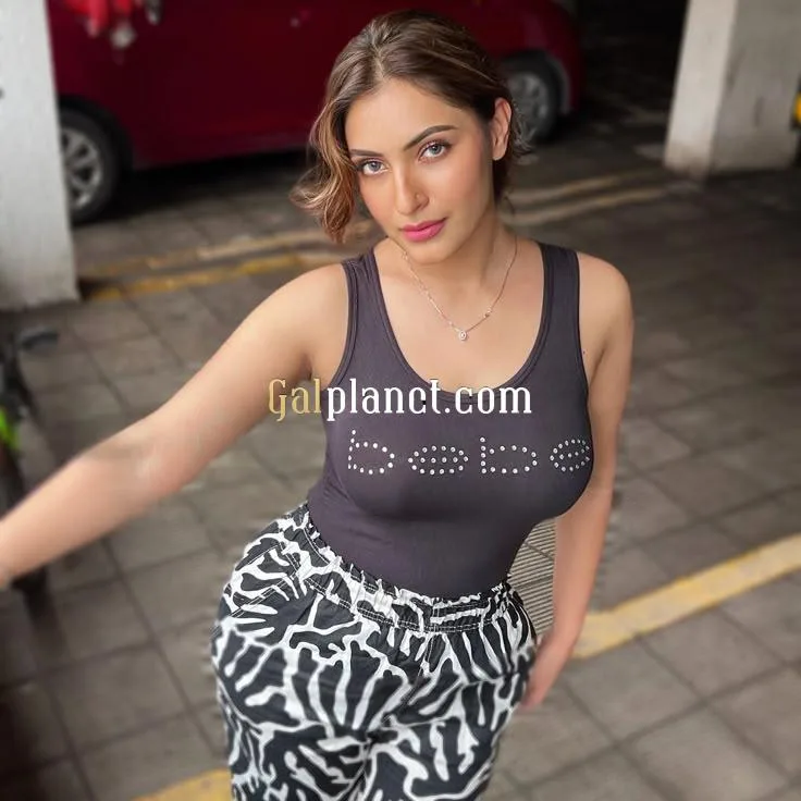 CASH ON DELIVERY AND GENUINE TOP AVAILABLE