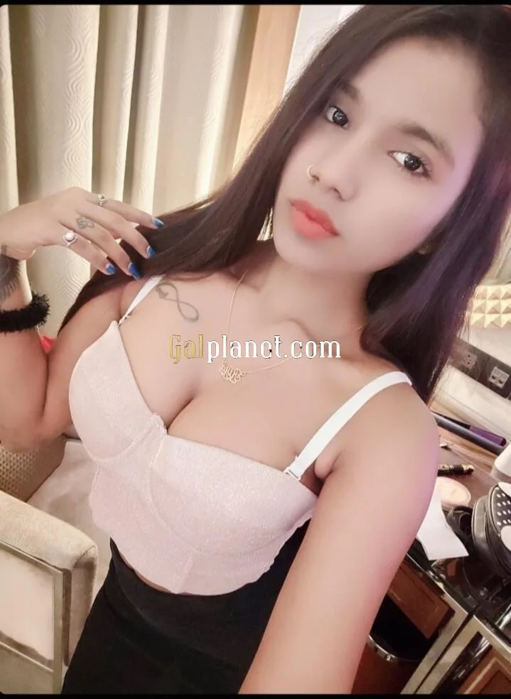 Escorts Call Girls In Crossing Republik Pay On Meet Only 7348038204