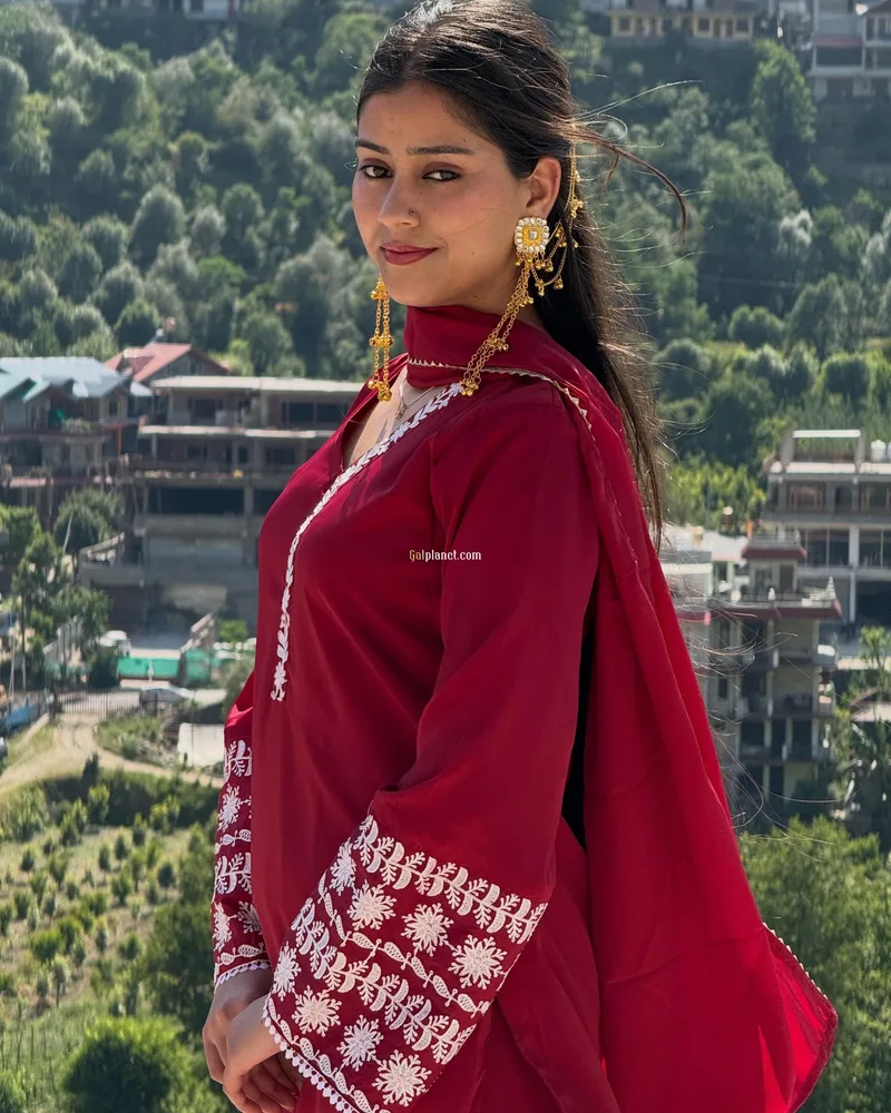 Kaveri Jha High Profile indipendent college girl agency cash payment