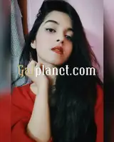 Simran sharma top mo