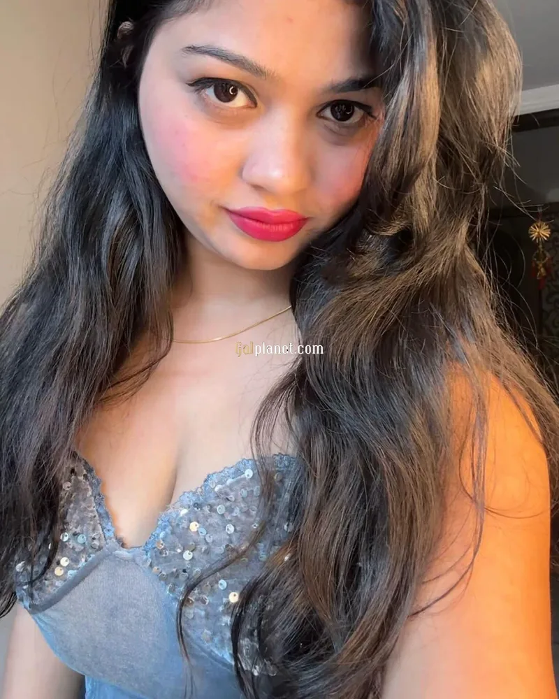 independent call girl living alone looking honest and genuine guys for
