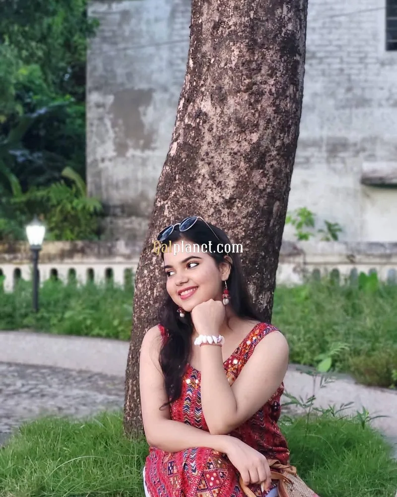Nisha ji GFE (Girl Friend Experience) 11. CBJ (nonCovered 12. B