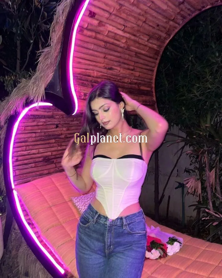 Pune only cash payment genuine service independent girls high pro