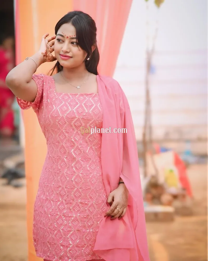 Noida call girl and escort service 𝟗𝟐𝟗𝟔𝟖𝟔𝟐𝟑𝟓𝟎