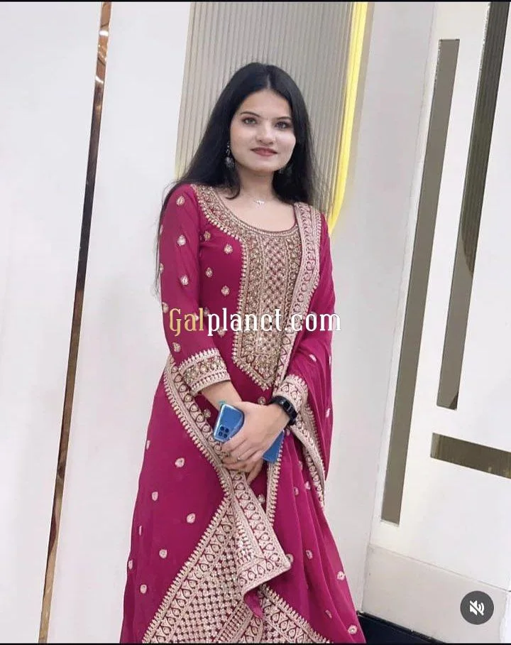 Low Price ♥️ CASH PAYMENT📞𝟖𝟏𝟎𝟐𝟕𝟔𝟓𝟎𝟖𝟓 Hot Sexy girl Siliguri