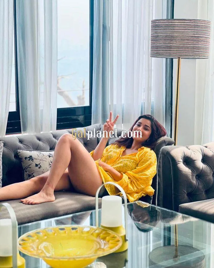 Neha call girl escort service low price