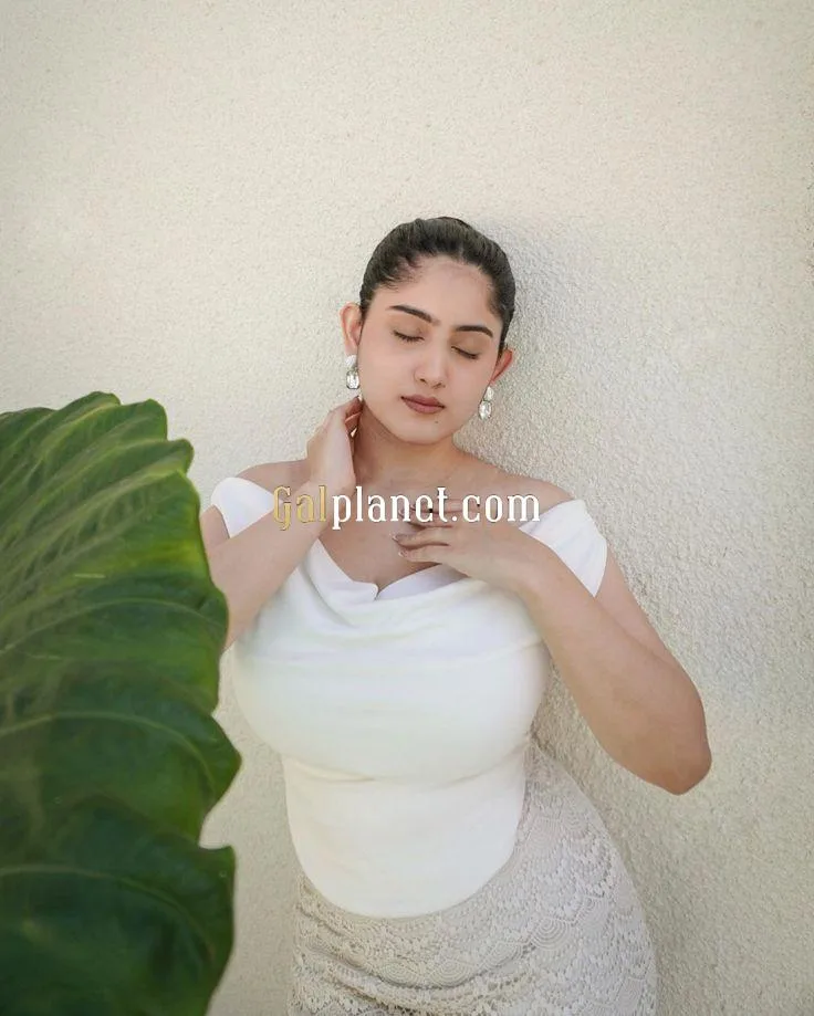 POWAI ESCORT SERVICE CASH PAYMENT HAND VIP NO ADVANCE PAYMENT VIP SERV