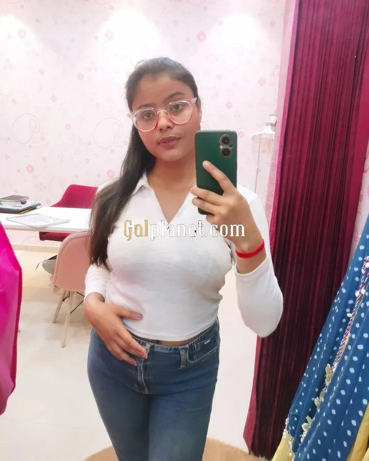 Cute call girl