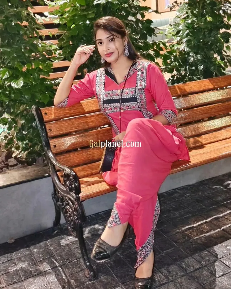Nisha 𝟳𝟱𝟰𝟰𝟬𝟱𝟰𝟵𝟯𝟮  🤗 I am independent girl 🙋🏻‍♀️🩷providin