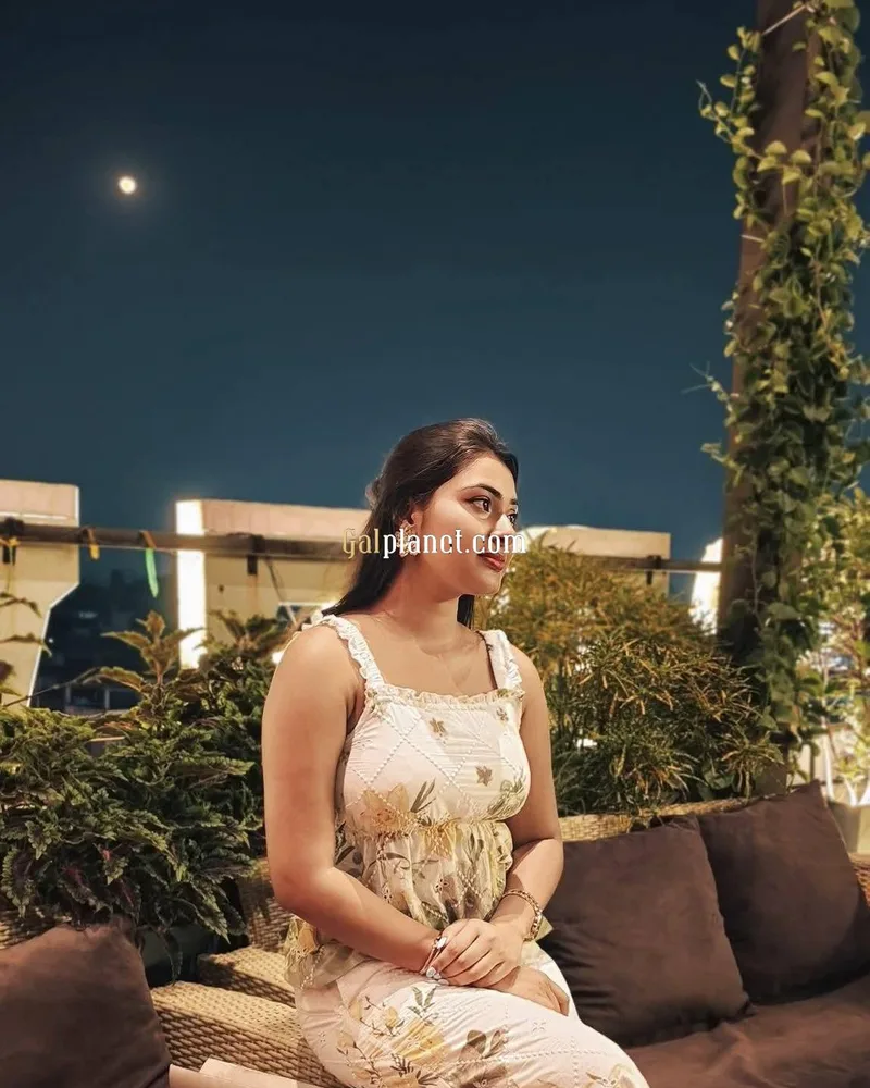 Nisha 𝟳𝟱𝟰𝟰𝟬𝟱𝟰𝟵𝟯𝟮 GOOD SERVICE WITH ENJOYABLE FUN I am Sweta
