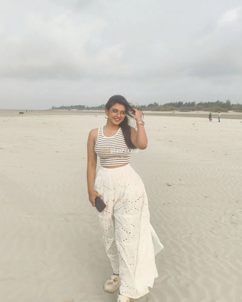 Nisha 𝟳𝟱𝟰𝟰𝟬𝟱𝟰𝟵𝟯𝟮 HOT GIRLS 🍑 Nude Massage 👙 B2B Massage 😘