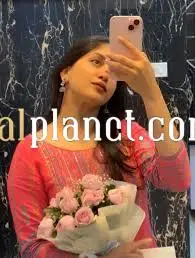 Divya patel top mode