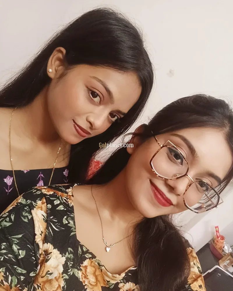 Nisha 𝟳𝟱𝟰𝟰𝟬𝟱𝟰𝟵𝟯𝟮 High Profile vip service. Zareen here to ho