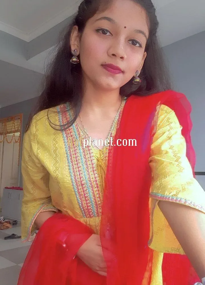 High class call girl available 24 hour call 🤙 availabl