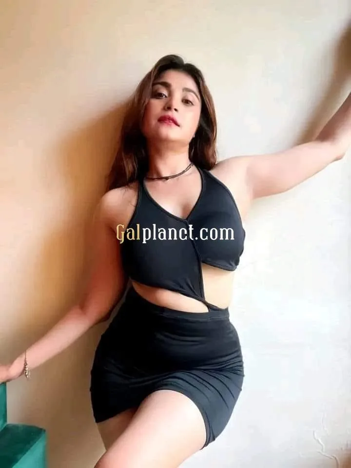 Book trusted in Bangalore girl Shruti Sharma call girl sexy
