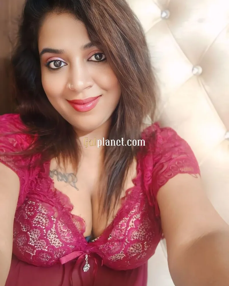 Need a call girl in Mangalore around Kadri or Bejai? This local-focuse