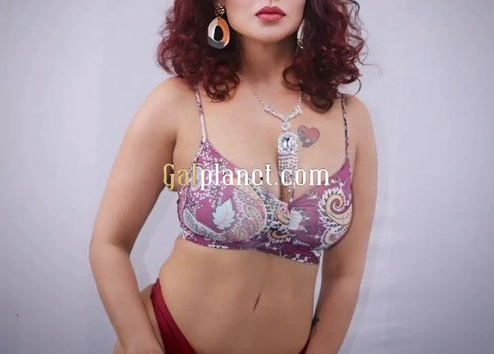 My self Soni vip service indipendent High profile full service cash