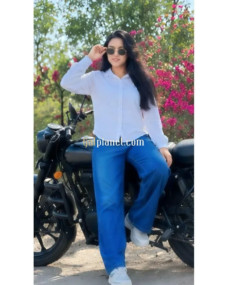 MY SELF DIVYA PATEL HIGH PROFILE AGENCY INDIPENDENT GIRL FULL SERVICE