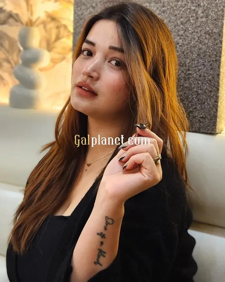 I am kanika roy present at Patna available all time and all types serv