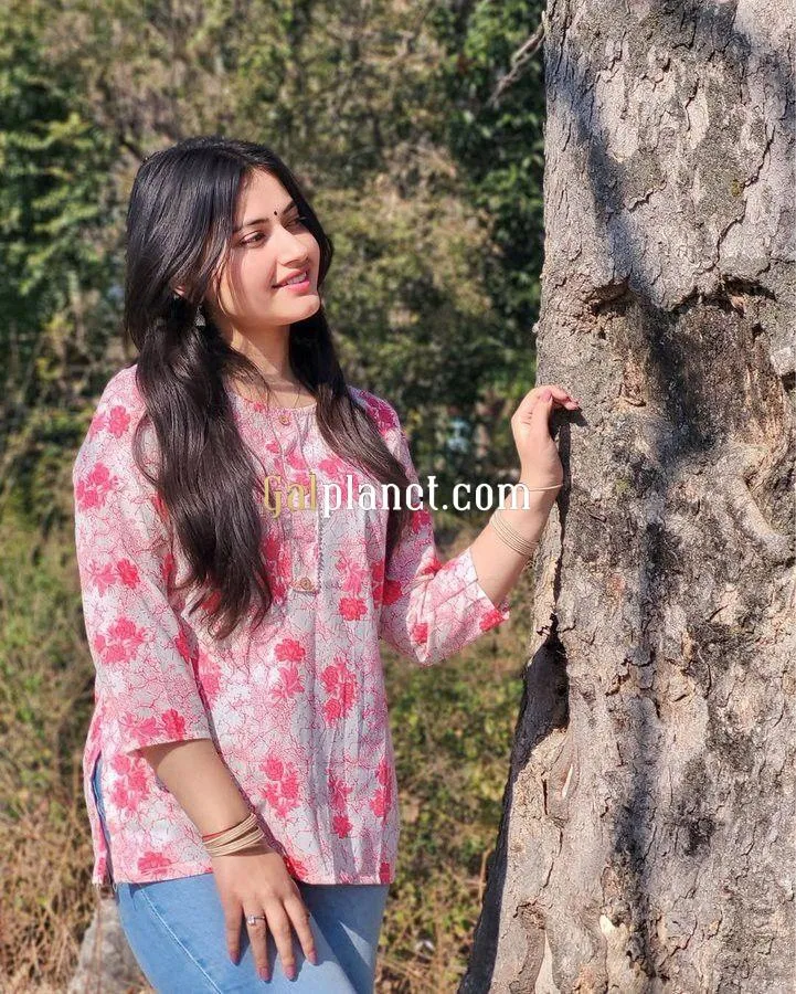 HELLO EVERYONE MY NAME IS DIVYA ✅ FULL SERVICE ✅HOT & only cash paymen