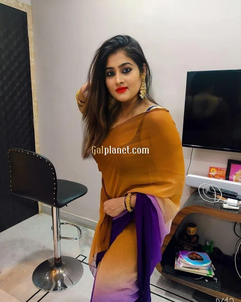Escort service realme cash payment