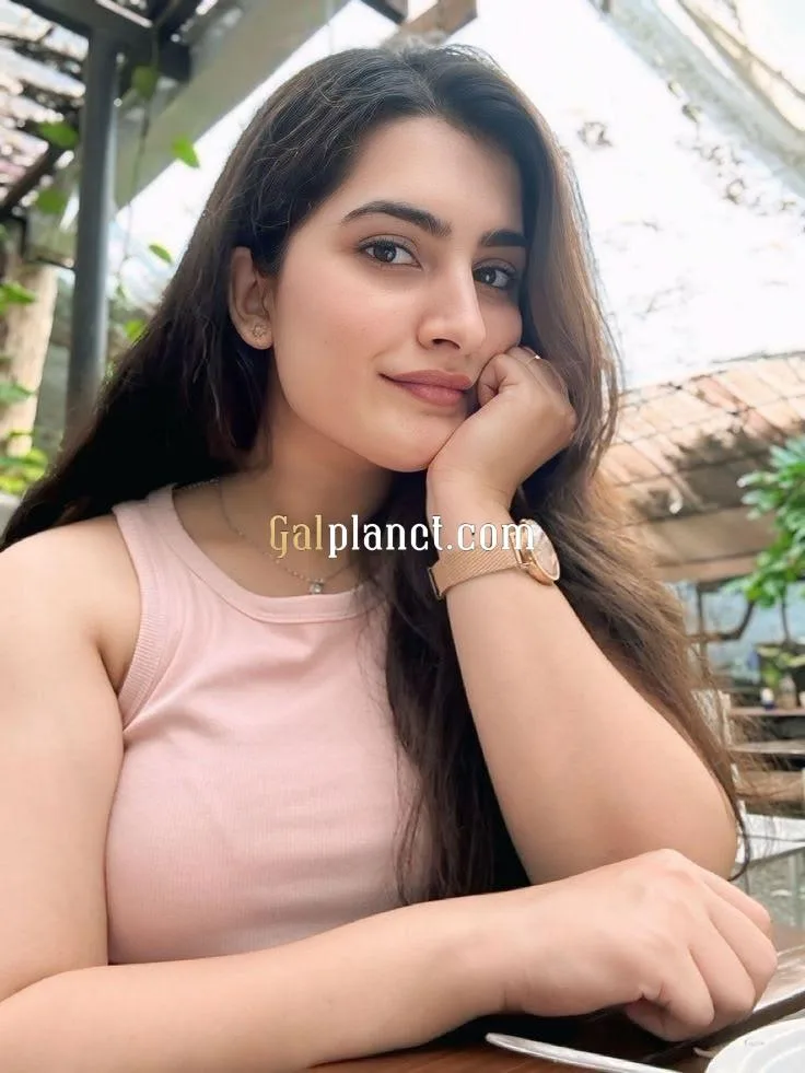 HOME AND ✨HOTEL 💥SERVICE holsale ki aur college girl full set in acti