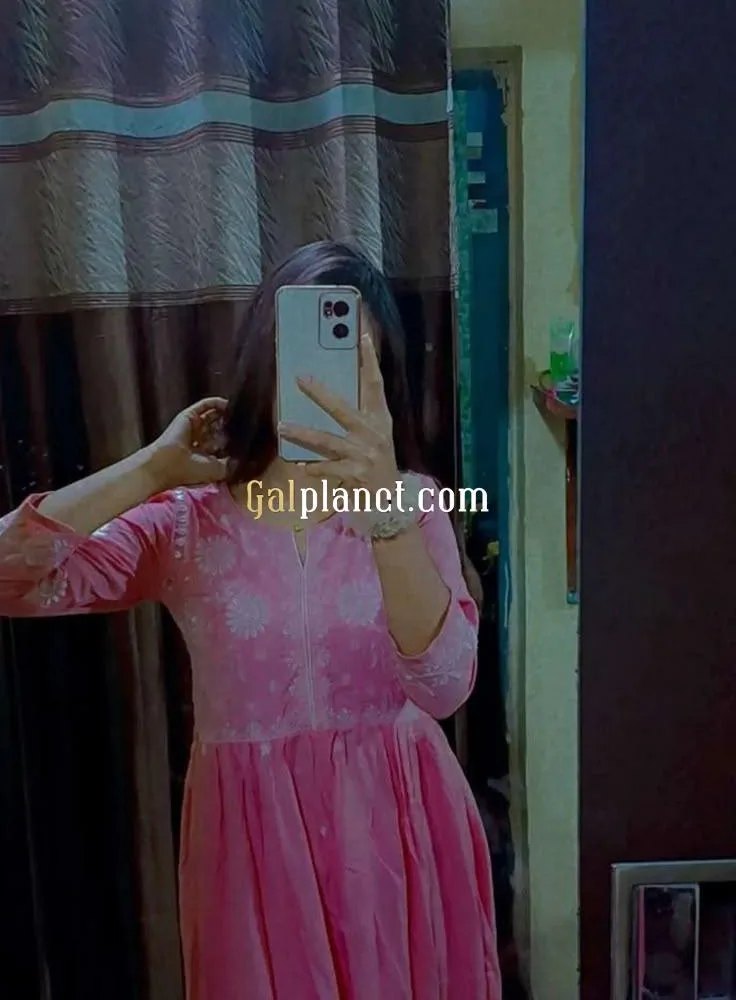 Vishu Sharma call girl escort service