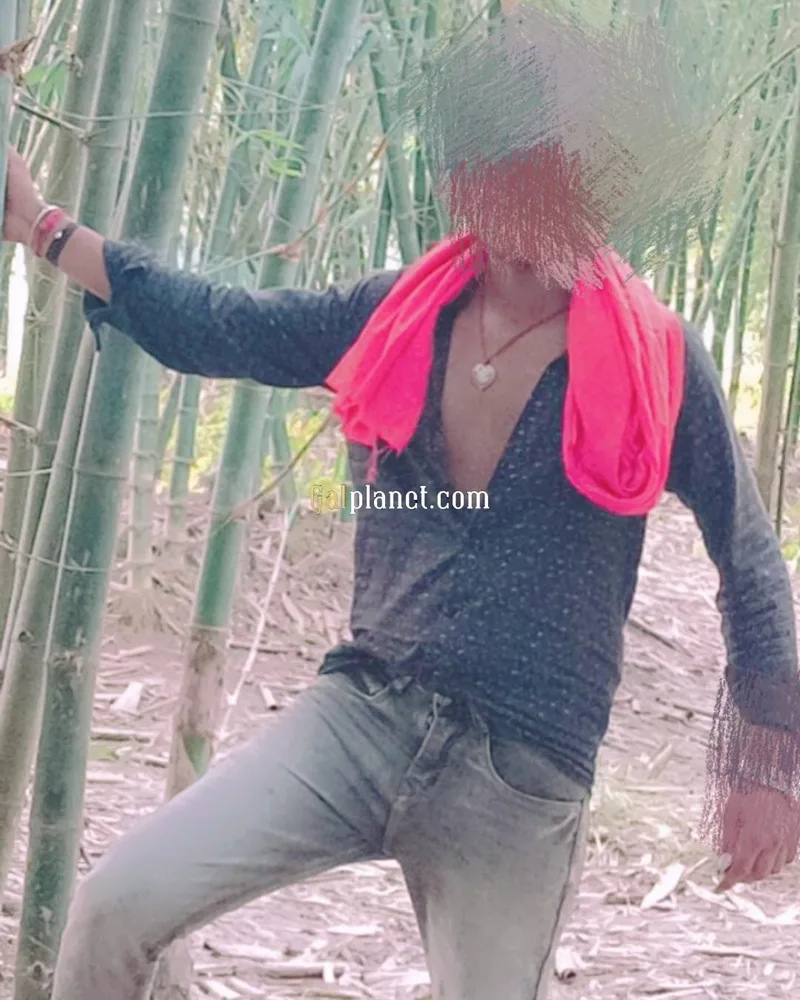 Mera name - raushan roy hai me jayda kuchh type nhi karunga aap bharosa kar sakte 