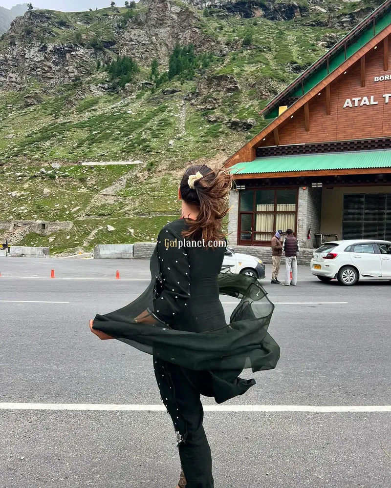 Sultanpur Call GIRL♥️ 𝟳𝟰𝟯𝟵𝟮𝟬𝟰𝟬𝟭𝟱 ♥️CALL GIRLS IN♥️ESCORT