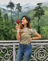 Priya Sharma vip top