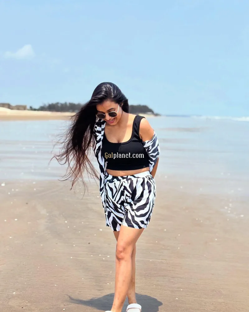 Nisha 𝟳𝟱𝟰𝟰𝟬𝟱𝟰𝟵𝟯𝟮 💫✅NO ADVANCE HAND CASH 💸PAYMENT IN HOTEL
