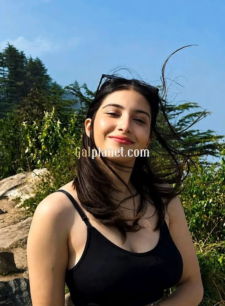 SITABARDI ESCORT SERVICE TOP RUSSIAN AVAILABLE