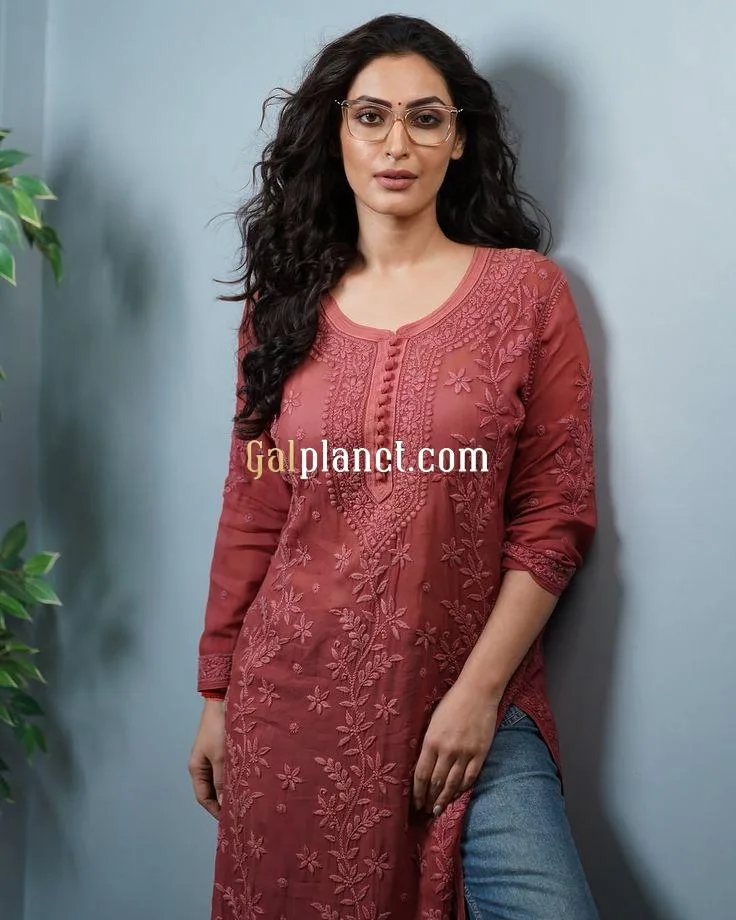 SETA KUMARI AND GENUINE TOP RUSSIAN AVAILABLE