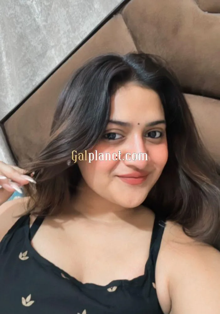 Darjeeling girl available in 24 ×7 available only genuine person
