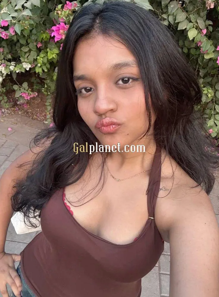 Low-price 100% genuine HOT & SEXY MODELS // COLLEGE GIRLS