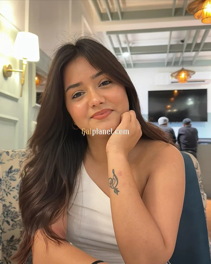 Shimla Low Price ♥️ CASH PAYMENT 𝟖𝟏𝟎𝟐𝟕𝟔𝟓𝟎𝟖𝟓 Hot Sexy girl .
