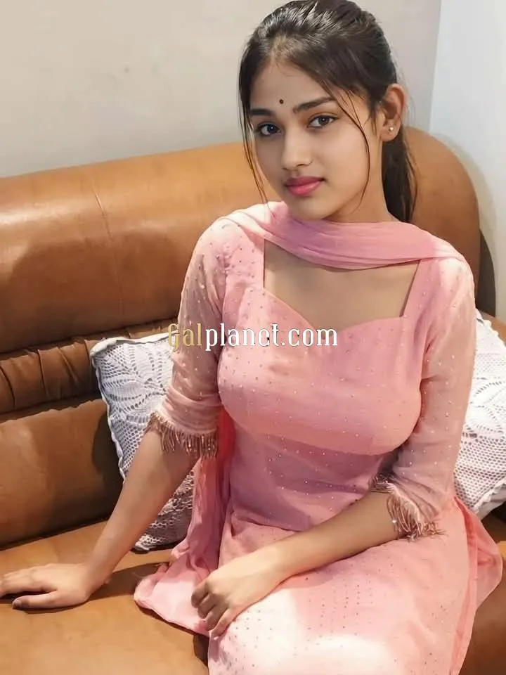 Hot trishulia Call Girl With Doorstep Delivery☎️𝟗𝟐𝟗𝟔𝟬𝟒𝟏𝟖𝟏𝟖☎️