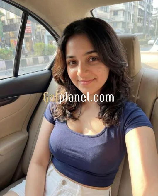 Call girl escorts service Girls age 18 to 27 available 24*7 now genuin