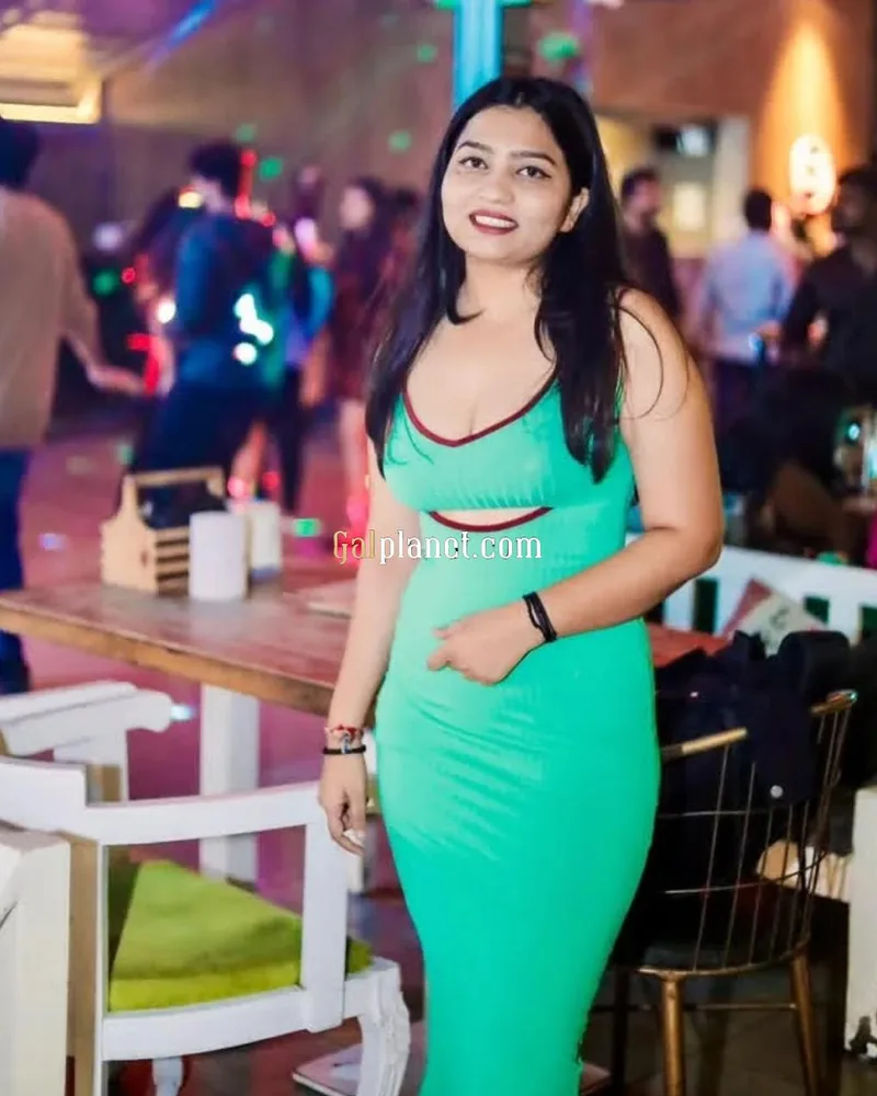 Rani Riya escort service centre full safe